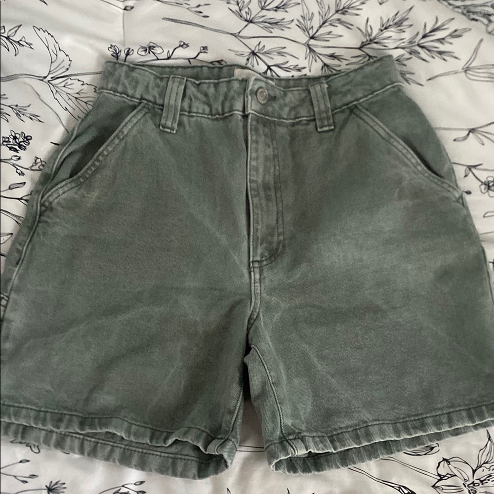 Women’s green carpenter shorts